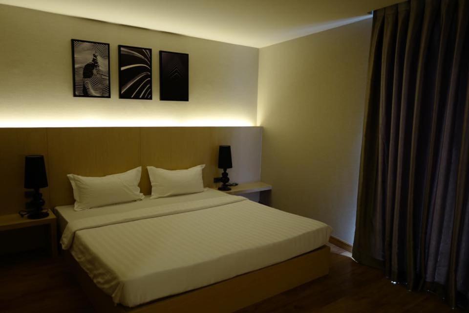 The 28Th Hotel Kanchanaburi Exterior photo